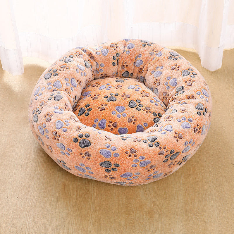 Fluffy nest bed for pet