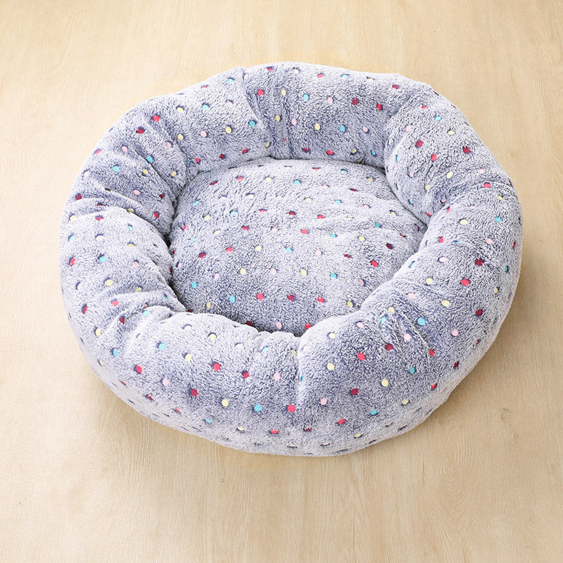 Fluffy nest bed for pet